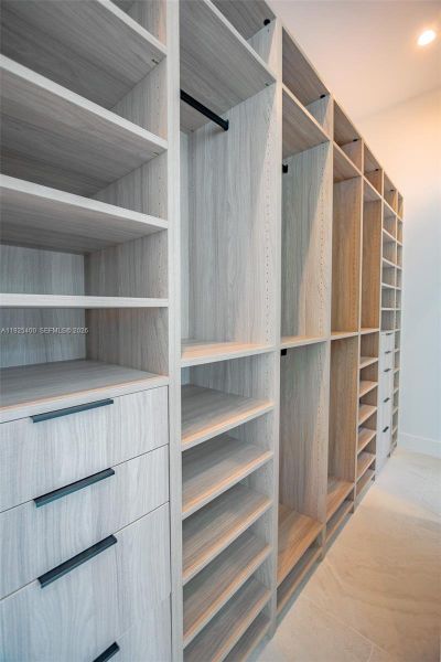 Close-up of interior finishes inside a home in , Pinecrest (Image 22).