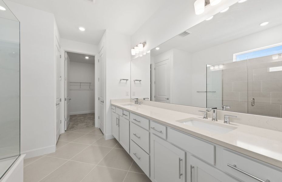 Furnished interior view inside a new home in Del Webb Oak Creek, North Fort Myers (Image 10). Furnished interior view inside a new home in Del Webb Oak Creek, North Fort Myers (Image 10).