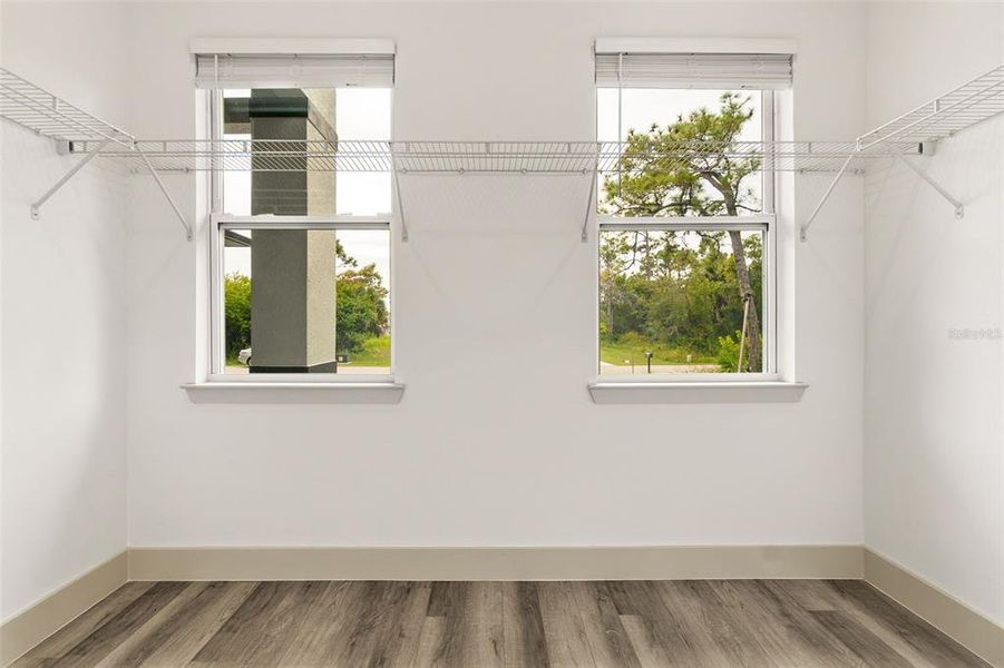 Spacious, unfurnished interior of a new home in , Punta Gorda (Image 19).