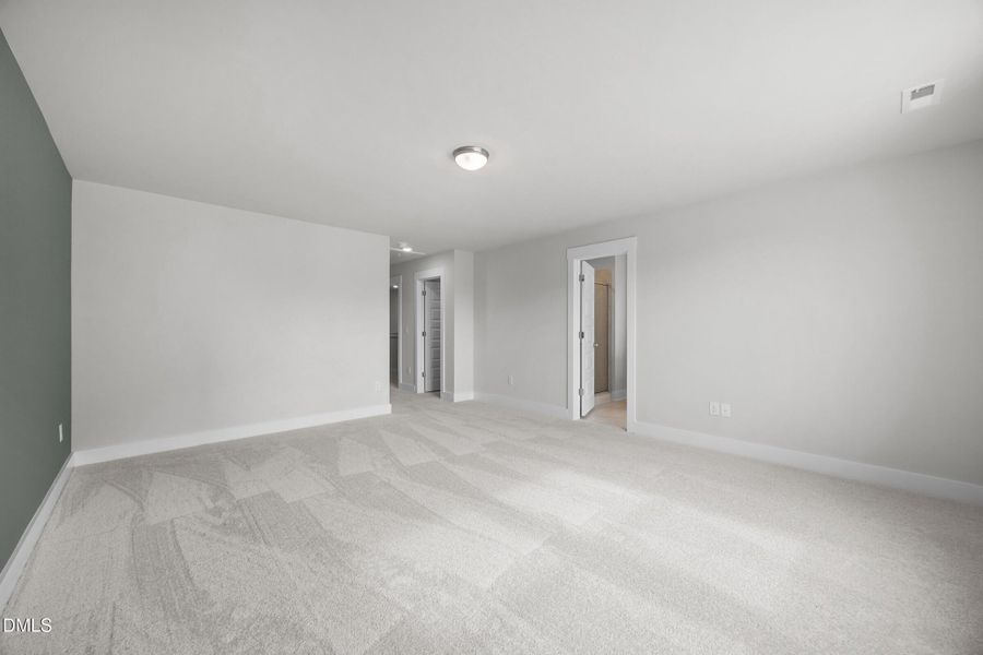 023_AP2-0313 Primary Bedroom_4 - Medium