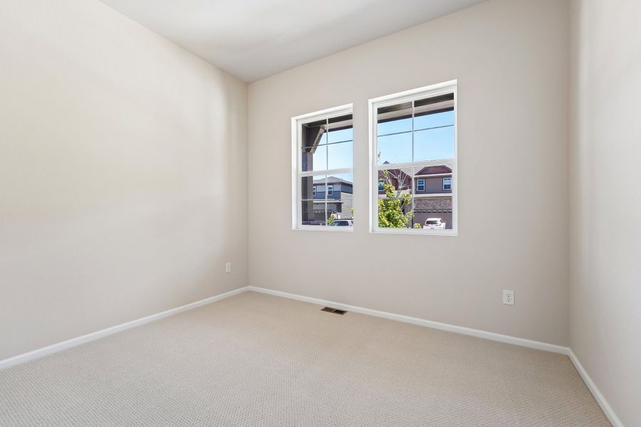 Spacious, unfurnished interior of a new home in The Manors Collection at Golden Overlook, Lakewood (Image 20). Spacious, unfurnished interior of a new home in The Manors Collection at Golden Overlook, Lakewood (Image 20).