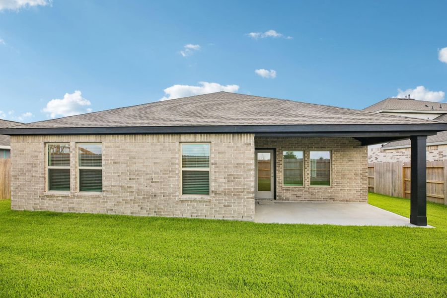 Exterior details and patio area of a home in , Dayton (Image 3).