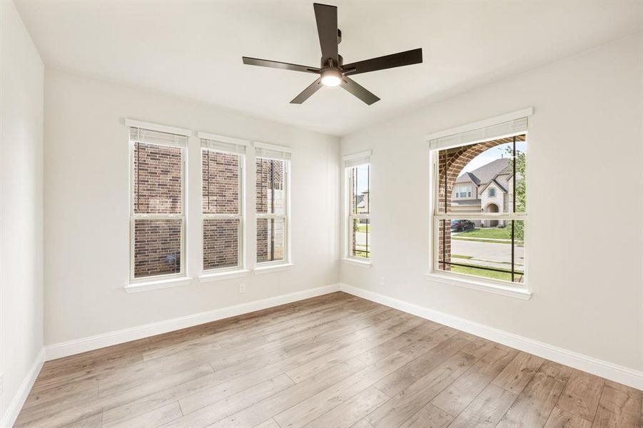 Spacious, unfurnished interior of a new home in Woodstone, Providence Village (Image 27).