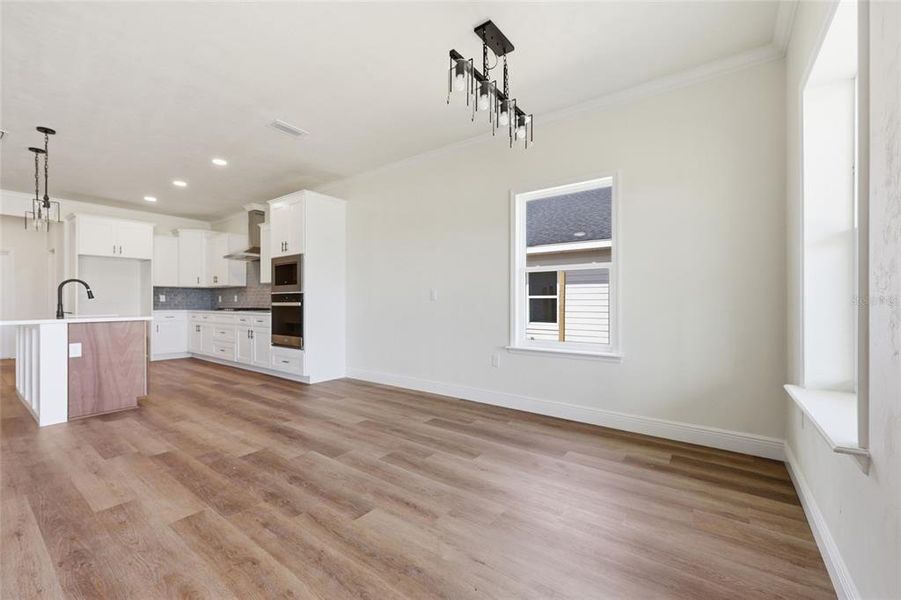 Spacious, unfurnished interior of a new home in Grand Oaks, Gainesville (Image 28).