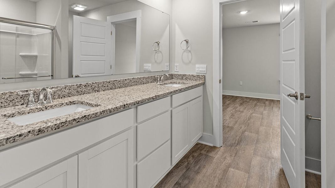 Furnished interior view inside a new home in Vineyard Trail, Jacksonville (Image 10).