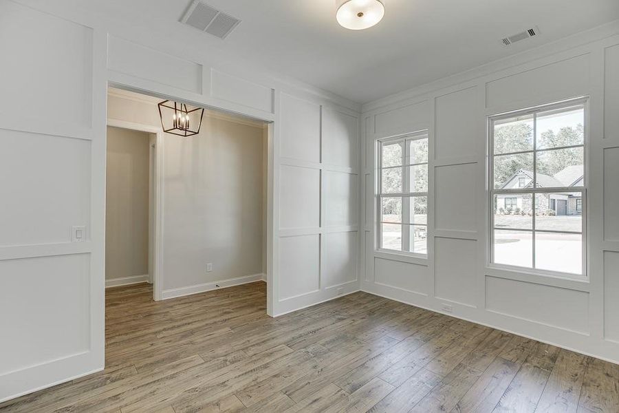 Spacious, unfurnished interior of a new home in , Jefferson (Image 43).