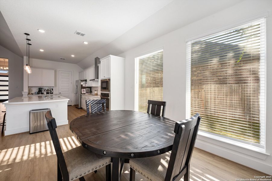 Furnished interior view inside a new home in Mesa Western, Cibolo (Image 10).