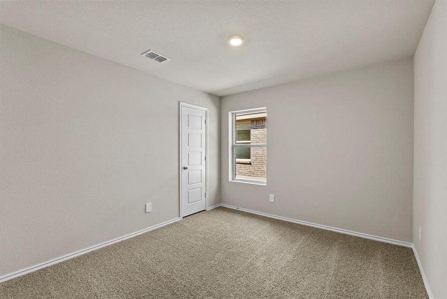 Spacious, unfurnished interior of a new home in Sunnycreek, Crowley (Image 21).