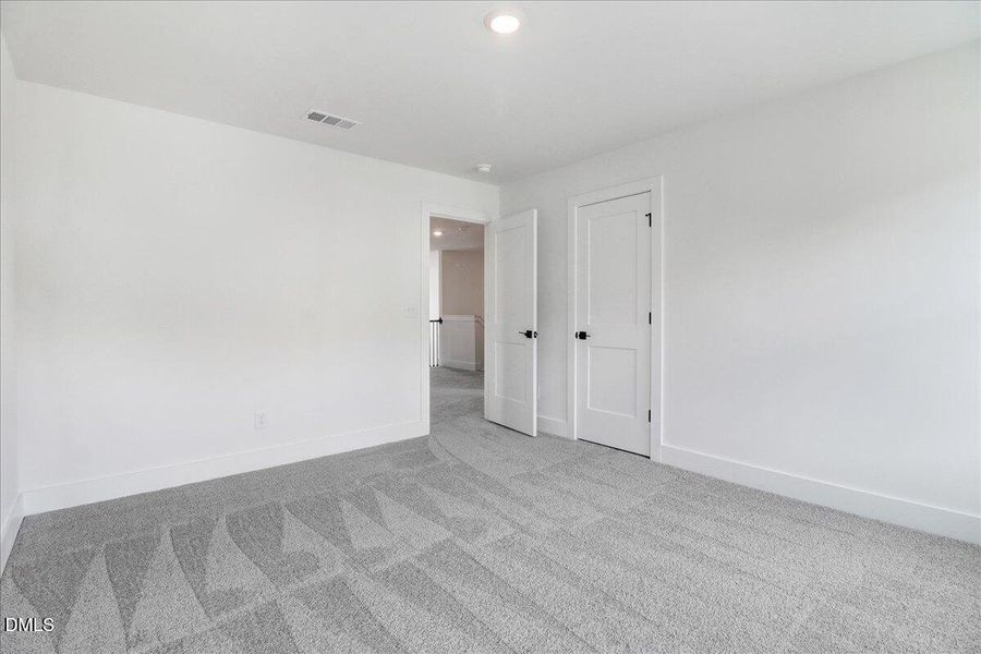 Spacious, unfurnished interior of a new home in Hidden Pines, Cameron (Image 30).
