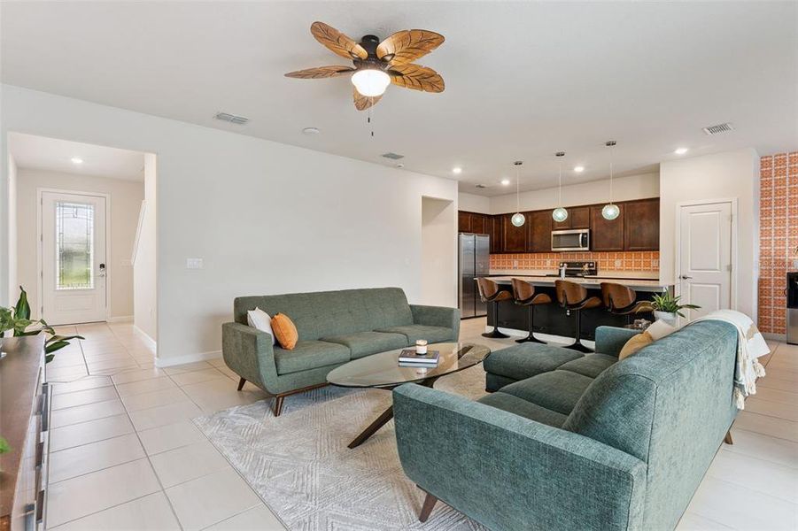 Furnished interior view inside a new home in , Clermont (Image 18).
