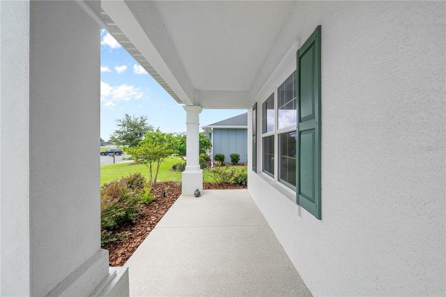 Exterior details and patio area of a home in , Ocala (Image 34).