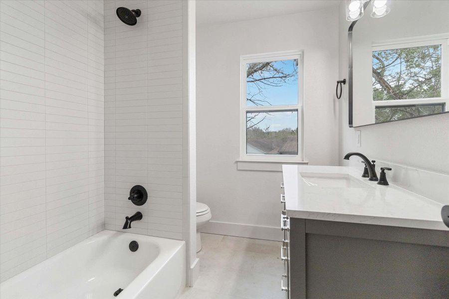 Furnished interior view inside a new home in , Wimberley (Image 16).