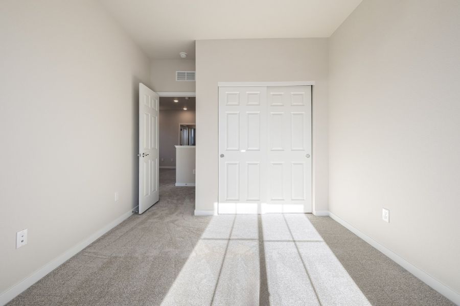 Spacious, unfurnished interior of a new home in Arras Park, Thornton (Image 30).