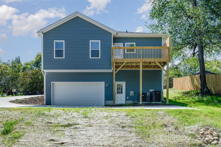 Image 32 of a home in . Image 32 of a home in .