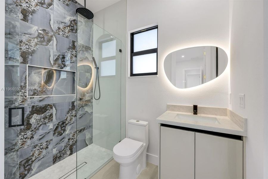 Furnished interior view inside a new home in , Cape Coral (Image 13).