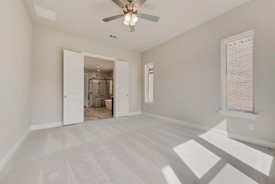 Spacious, unfurnished interior of a new home in Monterra, Fate (Image 36).