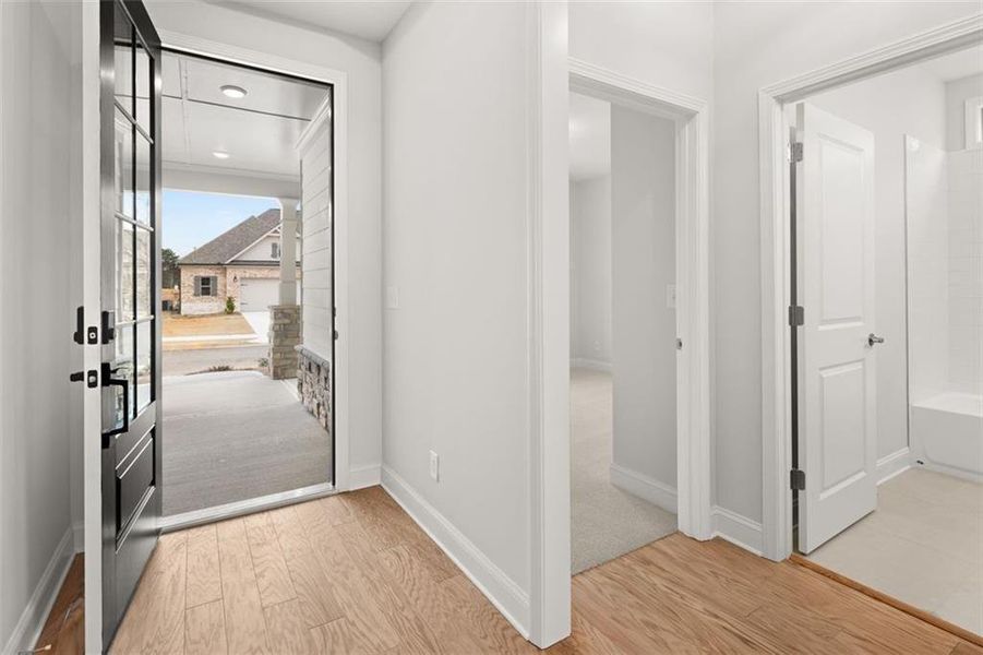 Spacious, unfurnished interior of a new home in Soleil Summit Chase, Snellville (Image 25).