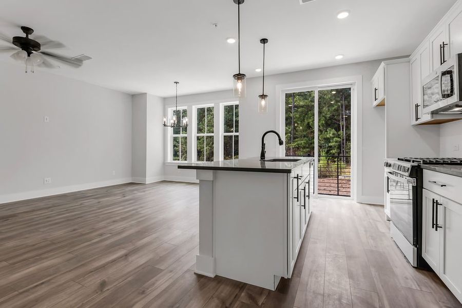 Furnished interior view inside a new home in Echo Park, Suwanee (Image 10).