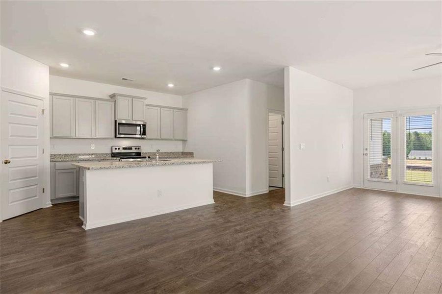 Image 27 of a home in Shoal Creek.