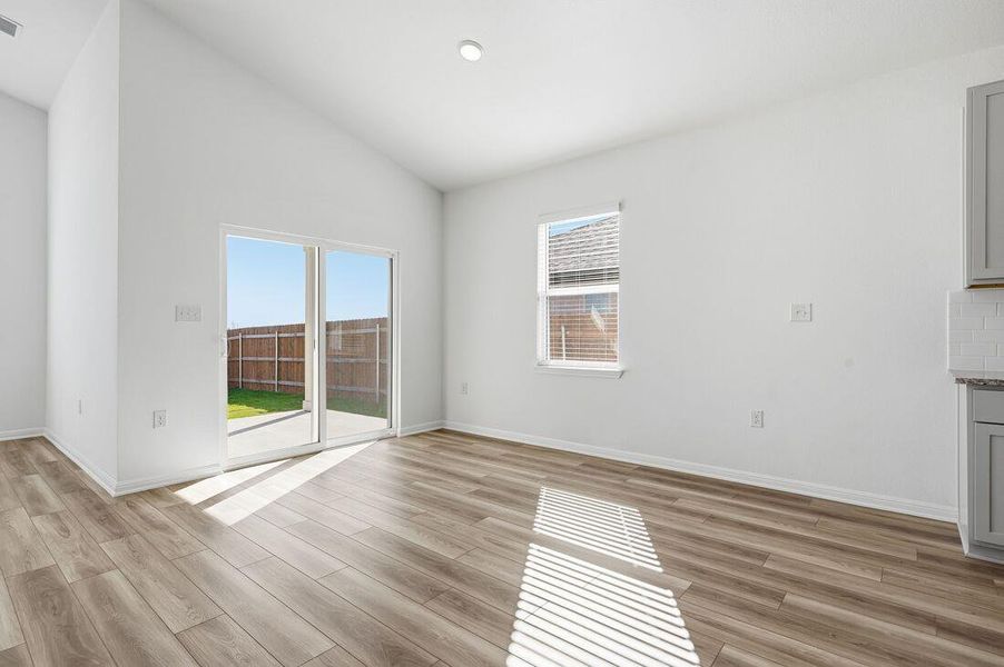 212 Crumpton Way ~ Ready Now 212 Crumpton Way ~ Ready Now