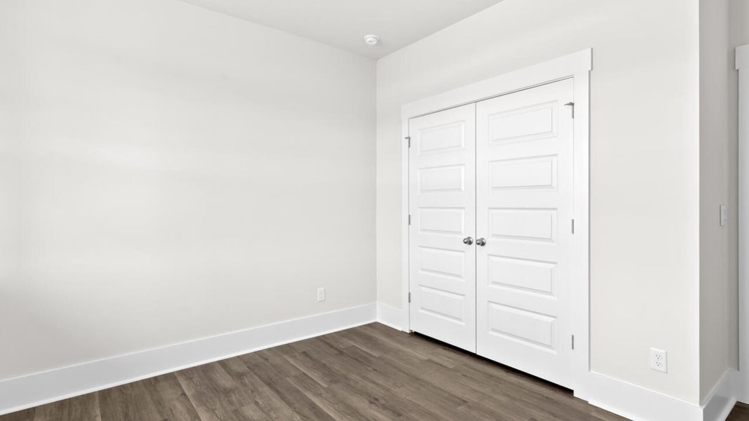 Spacious, unfurnished interior of a new home in Indigo Preserve, Leland (Image 30).