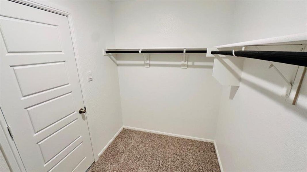 Spacious, unfurnished interior of a new home in Orchard Village, Fort Worth (Image 25).