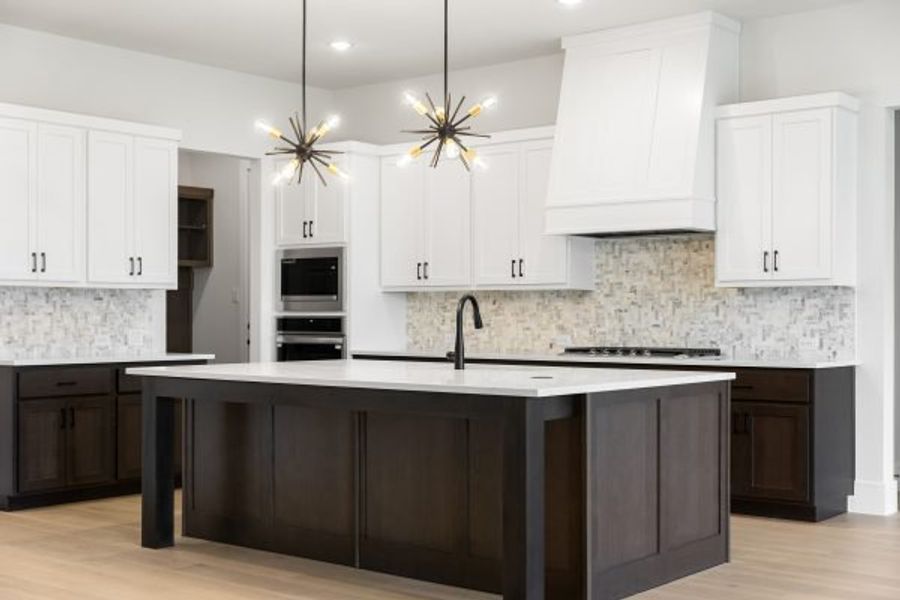Furnished interior view inside a new home in Heath Golf and Yacht Club, Heath (Image 41).