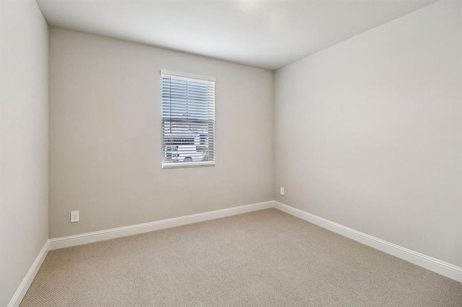 Spacious, unfurnished interior of a new home in Lakehaven - Premier Series, Farmersville (Image 18).