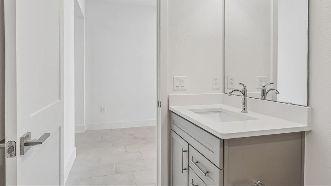 Furnished interior view inside a new home in Ardisia Park, New Smyrna Beach (Image 16).