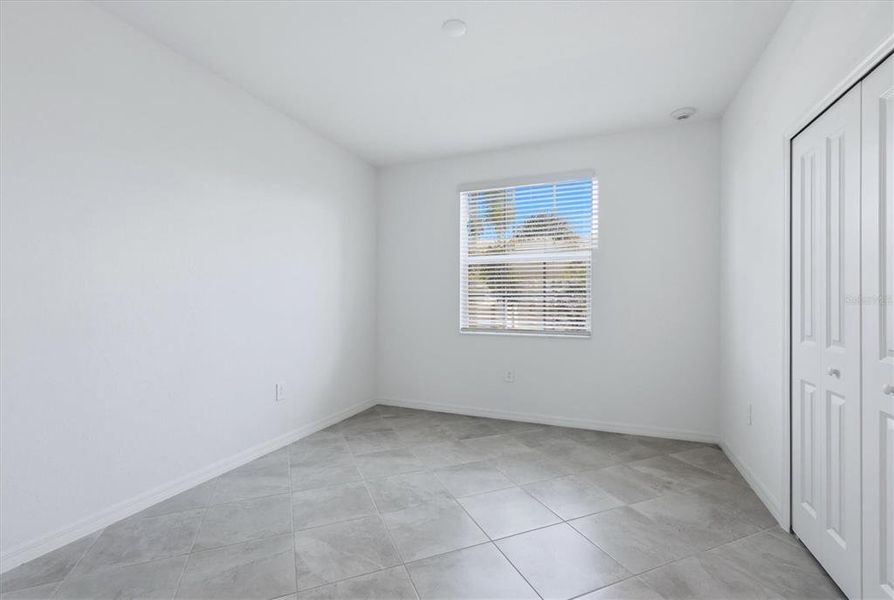 Spacious, unfurnished interior of a new home in , Bradenton (Image 27).