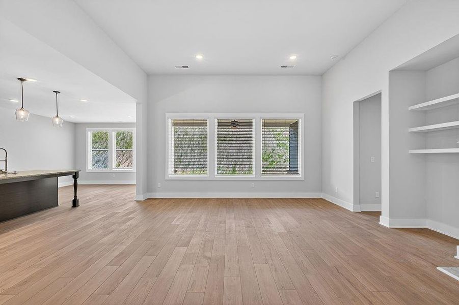 Spacious, unfurnished interior of a new home in The Manor at Gainesville Township, Gainesville (Image 22).