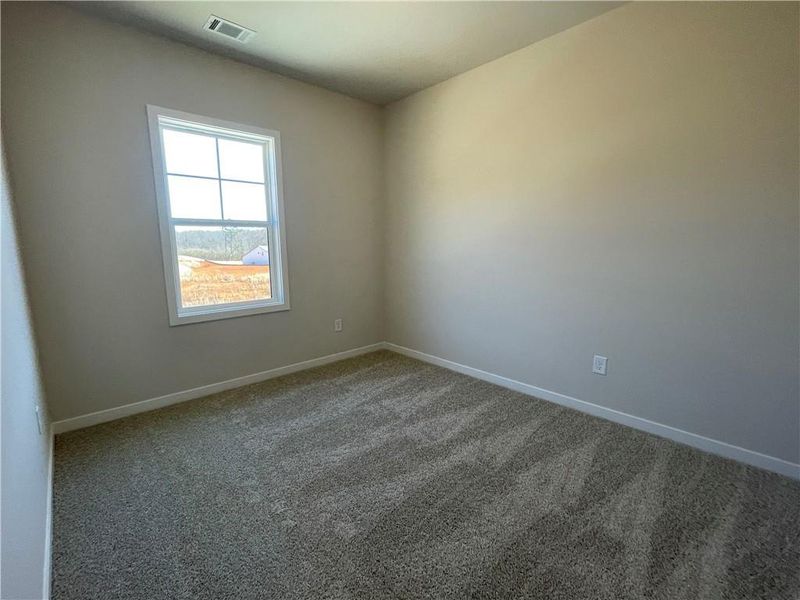 Spacious, unfurnished interior of a new home in Ponderosa Farms Estates, Gainesville (Image 26).