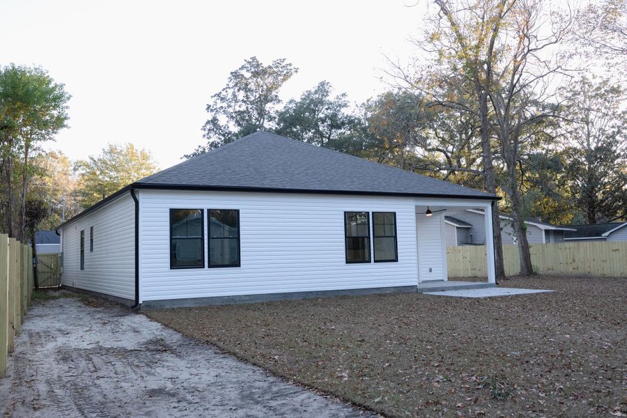 Exterior details and patio area of a home in , North Charleston (Image 44).