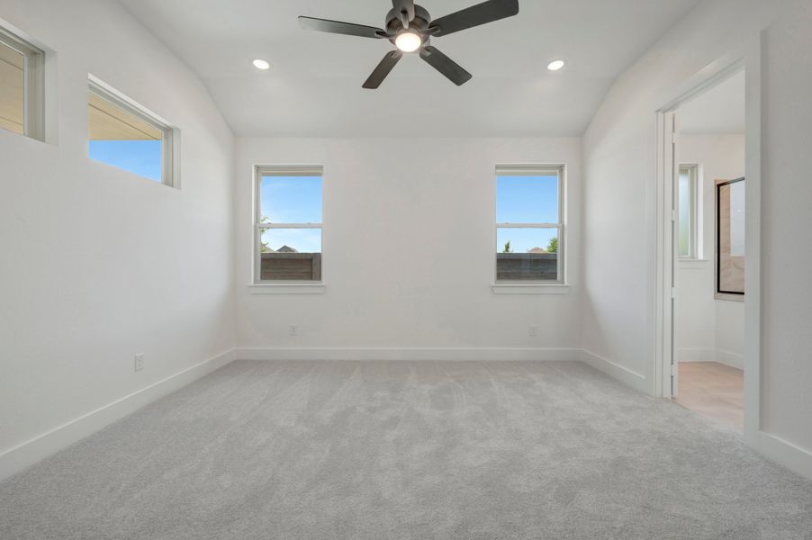 Spacious, unfurnished interior of a new home in Painted Tree, McKinney (Image 22). Spacious, unfurnished interior of a new home in Painted Tree, McKinney (Image 22).