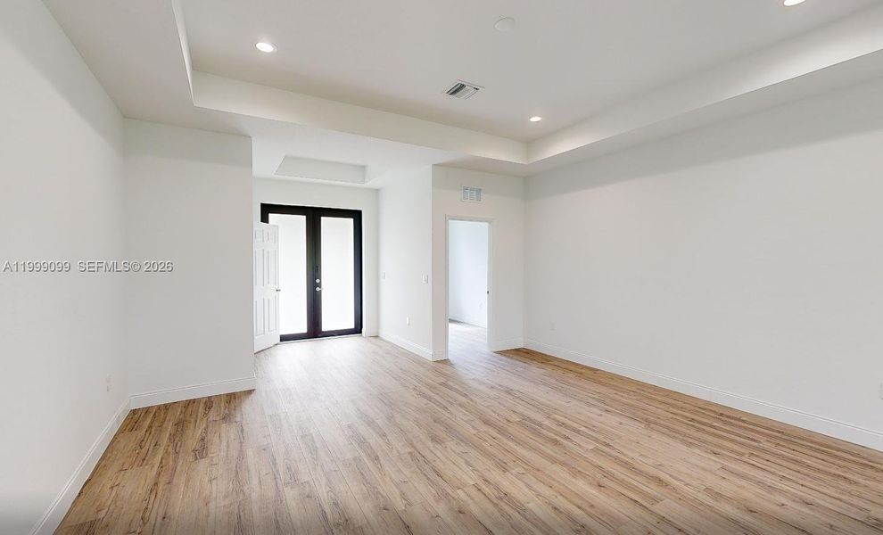 Spacious, unfurnished interior of a new home in , Lehigh Acres (Image 33). Spacious, unfurnished interior of a new home in , Lehigh Acres (Image 33).