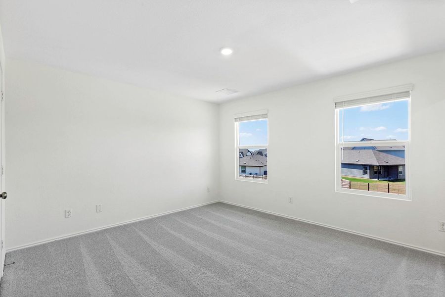 Spacious, unfurnished interior of a new home in Plum Creek North: Stonehill Collection, Kyle (Image 14).