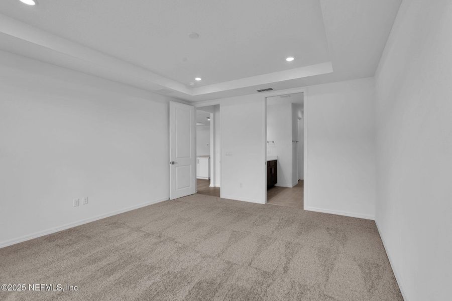 Spacious, unfurnished interior of a new home in Summer Bay at Grand Oaks, St. Augustine (Image 16).