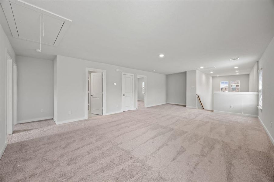 Spacious, unfurnished interior of a new home in Ambergrove, Royse City (Image 14). Spacious, unfurnished interior of a new home in Ambergrove, Royse City (Image 14).