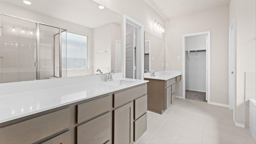 Representative furnished interior of a home built from the Cypress II Sunterra 50s by Brohn Homes in Sunterra, Katy (Image 36). Representative furnished interior of a home built from the Cypress II Sunterra 50s by Brohn Homes in Sunterra, Katy (Image 36).