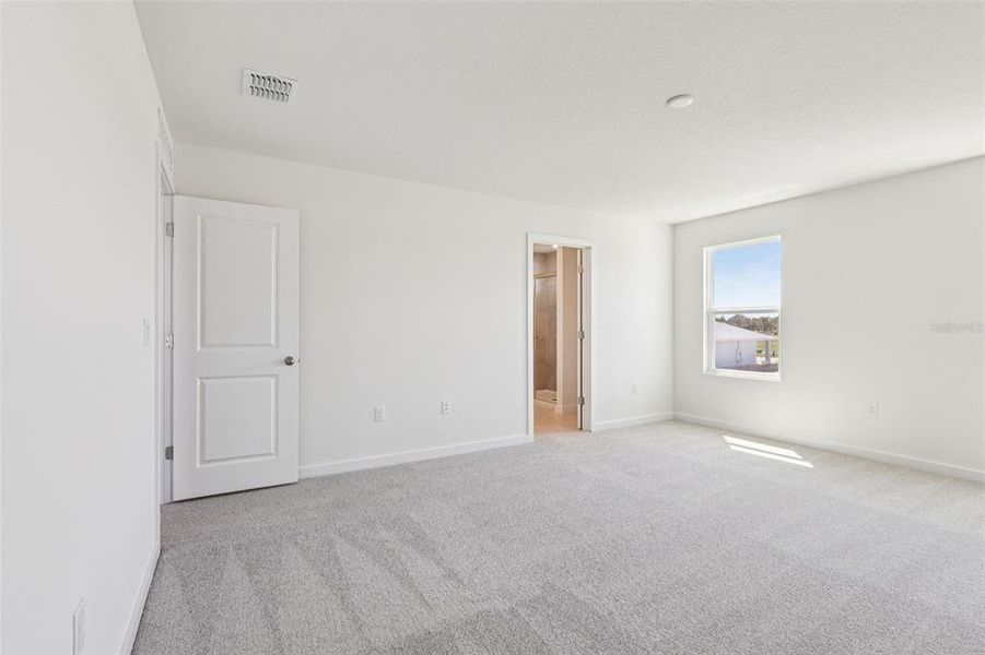 Spacious, unfurnished interior of a new home in Willowbrook North, Winter Haven (Image 28). Spacious, unfurnished interior of a new home in Willowbrook North, Winter Haven (Image 28).
