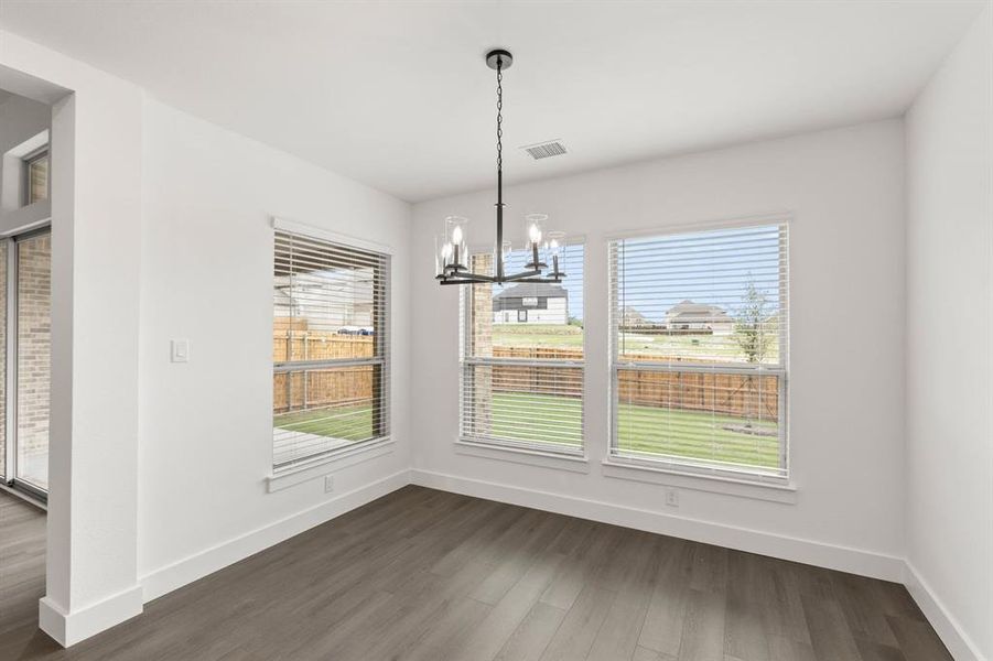 413 Newpark-Breakfast Nook-1