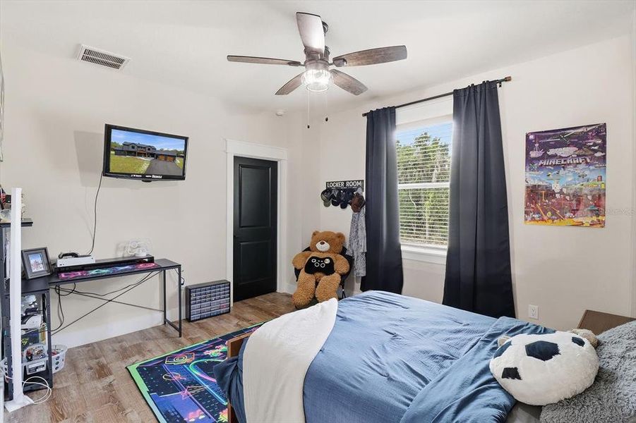 Furnished interior view inside a new home in , Inglis (Image 63).