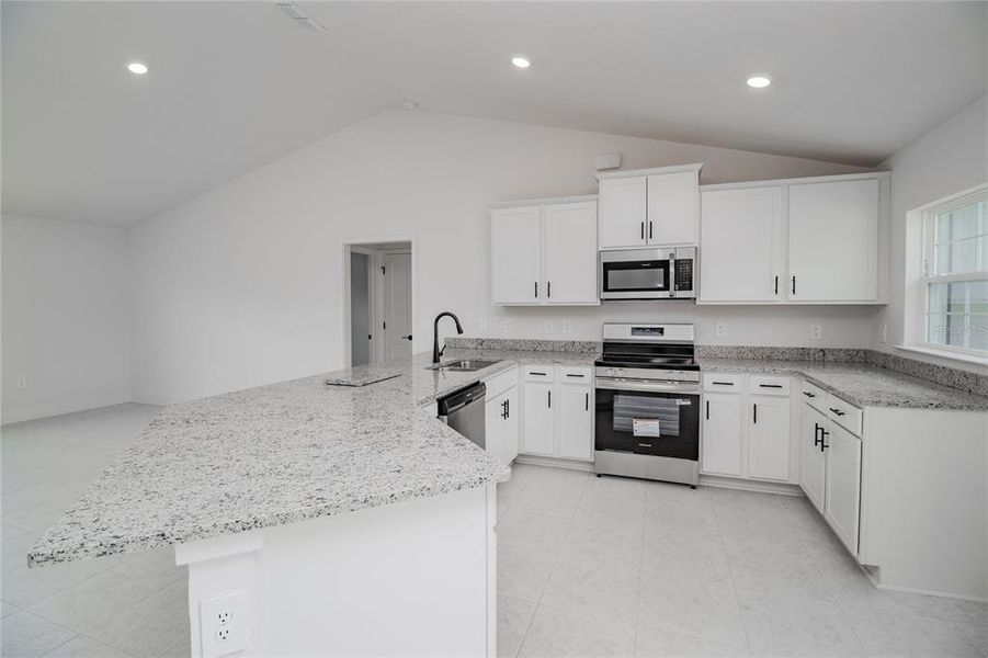 Furnished interior view inside a new home in Hickory Ridge Estates, Lake Wales (Image 4).