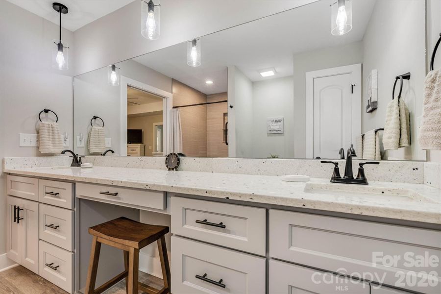 Furnished interior view inside a new home in , Lenoir (Image 33).