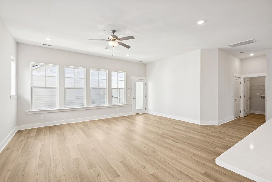 Spacious, unfurnished interior of a new home in Nexton – Midtown – The Garden Collection, Summerville (Image 14). Spacious, unfurnished interior of a new home in Nexton – Midtown – The Garden Collection, Summerville (Image 14).