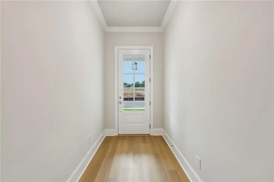 Spacious, unfurnished interior of a new home in Aberdeen, Hoschton (Image 37).