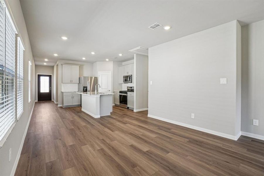 Spacious, unfurnished interior of a new home in Trails of Lavon - Spring Series, Lavon (Image 37).