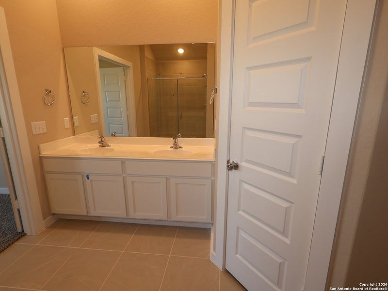 Furnished interior view inside a new home in Greenspoint Heights, San Antonio (Image 13).