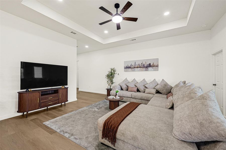 Furnished interior view inside a new home in , Conroe (Image 14).
