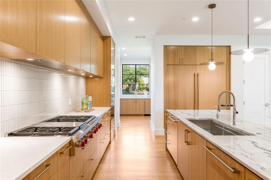 Furnished interior view inside a new home in , Dallas (Image 31). Furnished interior view inside a new home in , Dallas (Image 31).